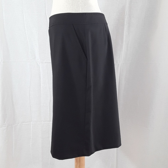Banana Republic black wool straight skirt - Picture 2 of 4